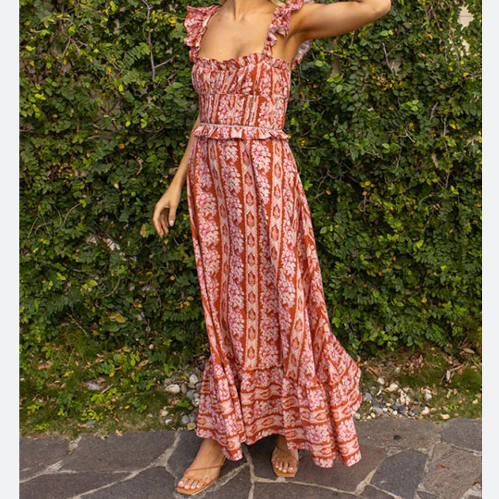 "RARE" HELENA DRESS FROM HOUSE OF HARLOW
